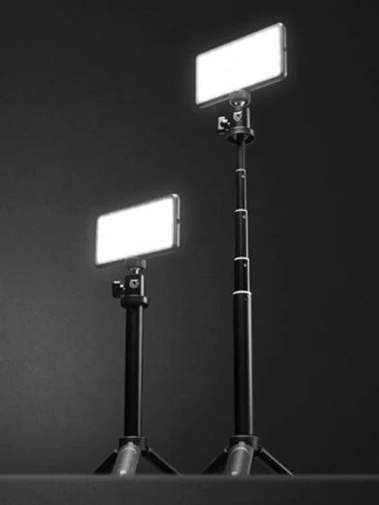 Edge-Mounted Light Stand